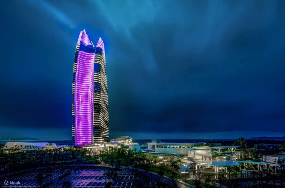 大使環礁湖餵食表演